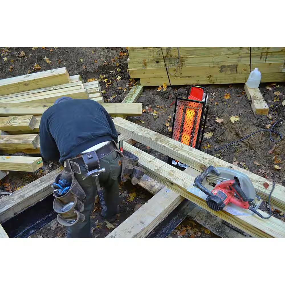 35,000 BTU Radiant LP Portable Outdoor Heater