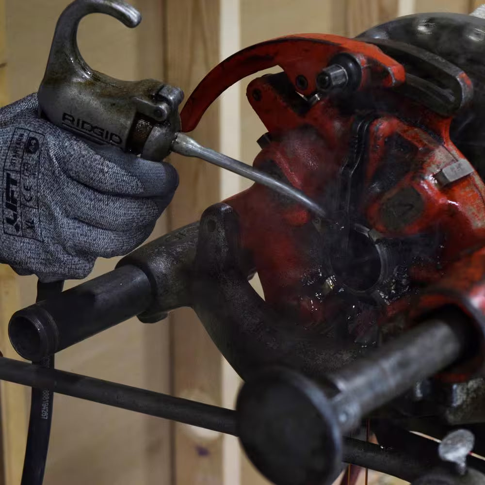 16 Oz. Dark Thread Cutting Oil (2-Pack)