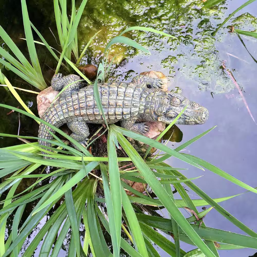 22 In. Gator the Alligator Bronze Patina Collectible Beach Statue