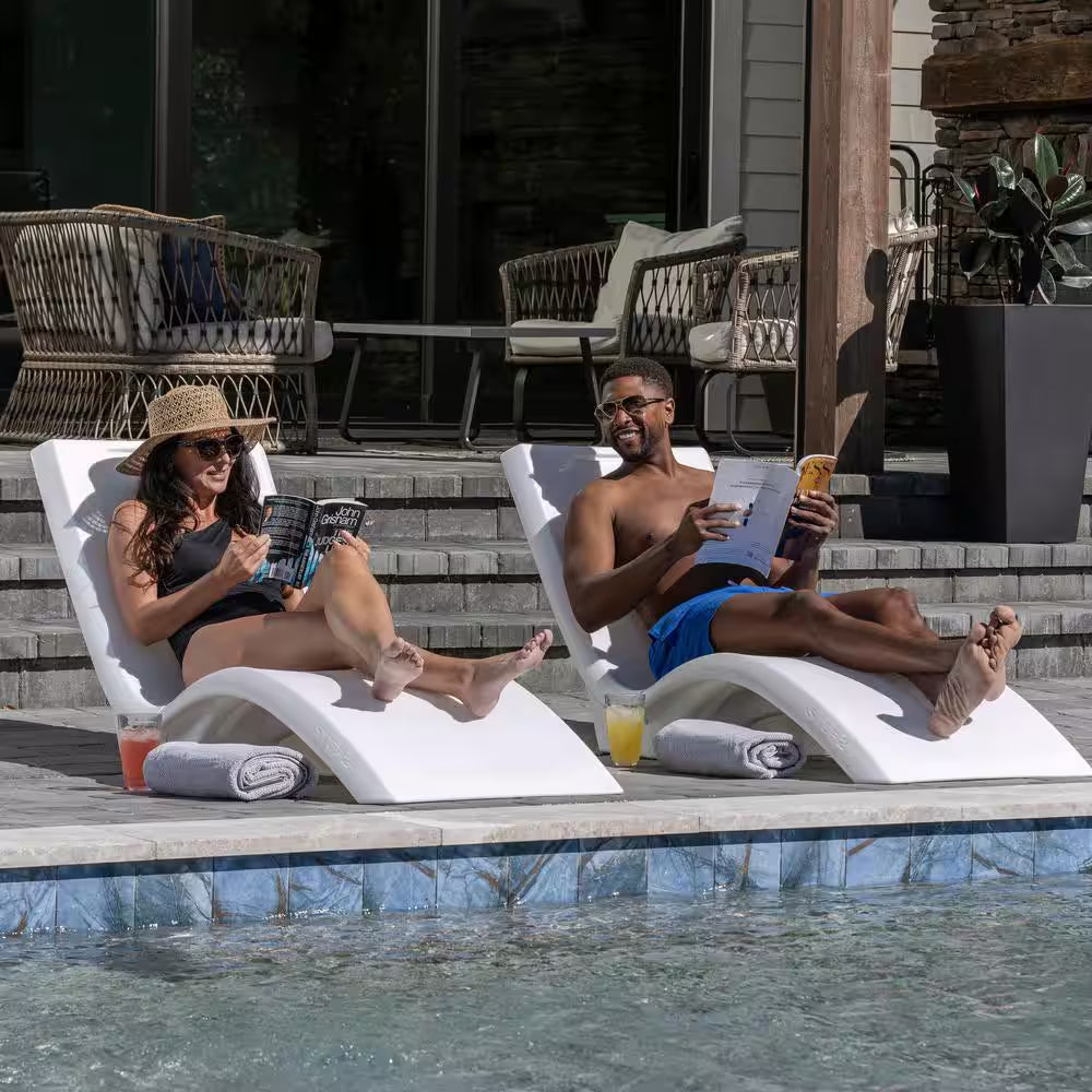 Vero In-Pool and Patio Outdoor Lounger Chair Resin White