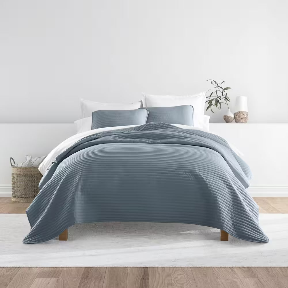 All Season 3-Pcs Dusk Blue Microfiber Twin/Twin XL Stripe Stitch Quilt Set with Shams