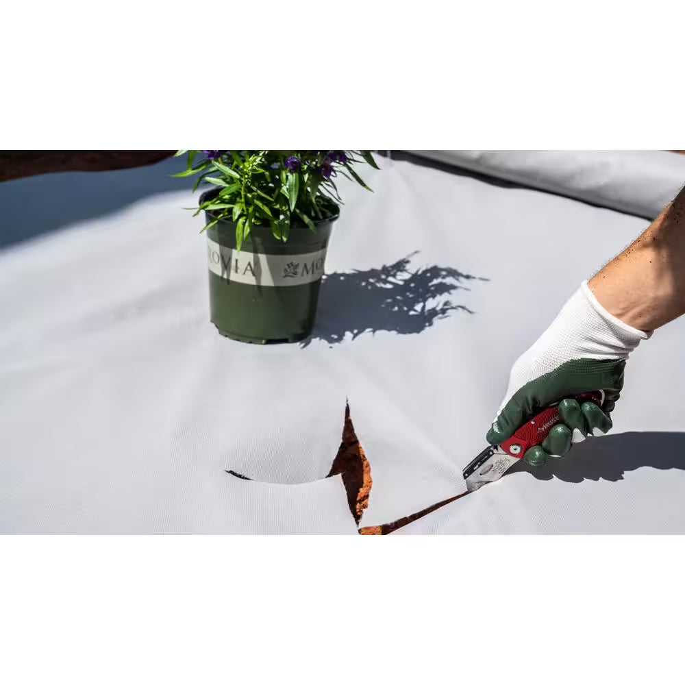 4 Ft. X 200 Ft. Heavy-Duty Grid Landscape Fabric