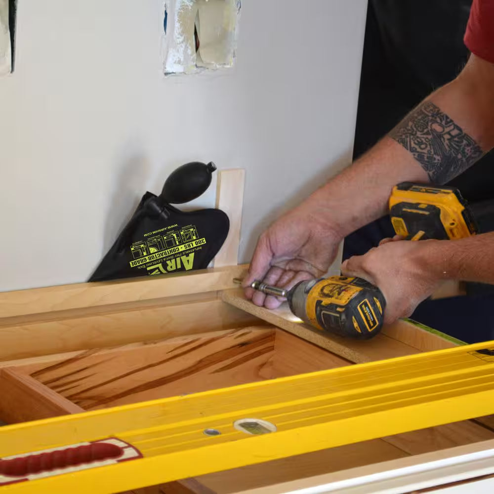 Contractor Grade Airshim Inflatable Pry Bar and Leveling Tool That Holds up to 300 Lbs.