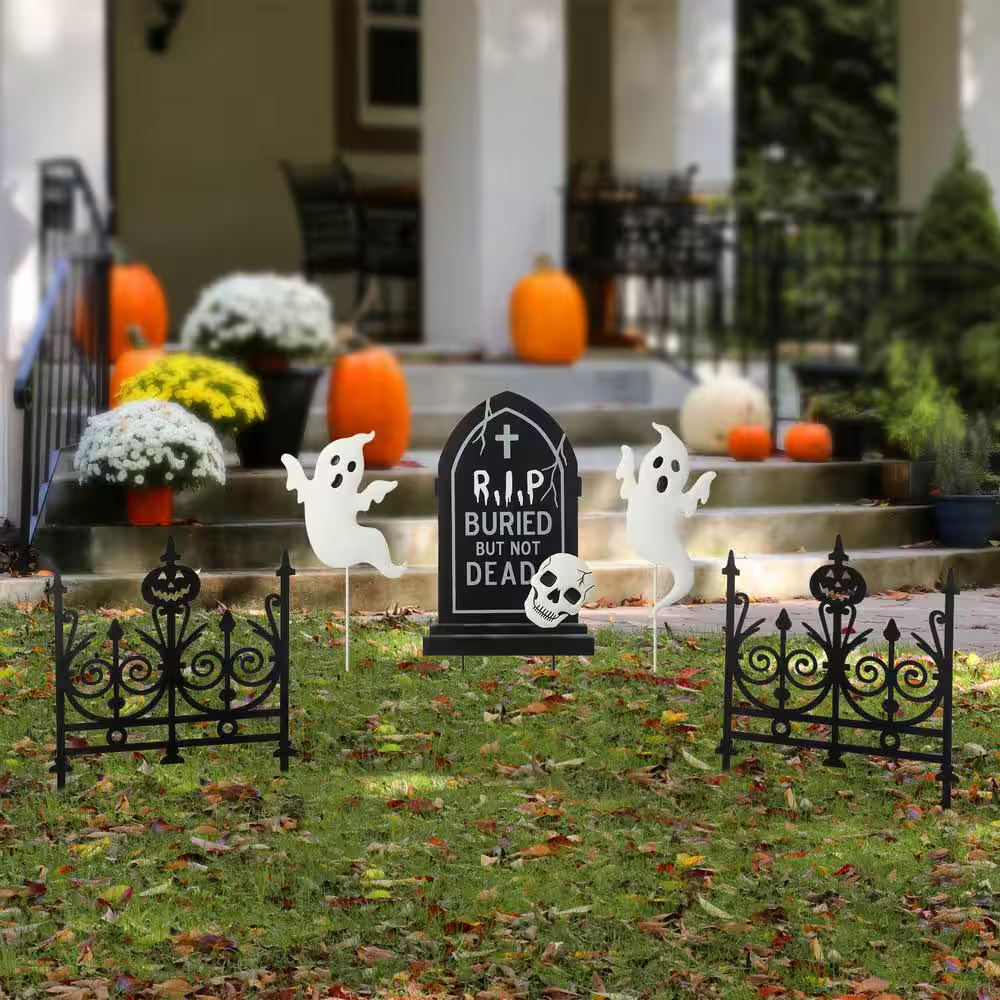 24 In. H Halloween Metal Graveyard Set Yard Stake (Set of 5)