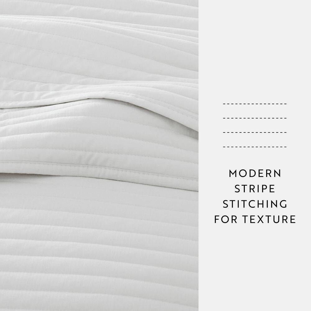 All Season 3-Pcs White Microfiber Twin/Twin XL Stripe Stitch Quilt Set with Shams
