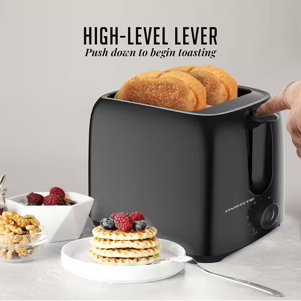 700-Watt 2-Slice Black Bread Toaster