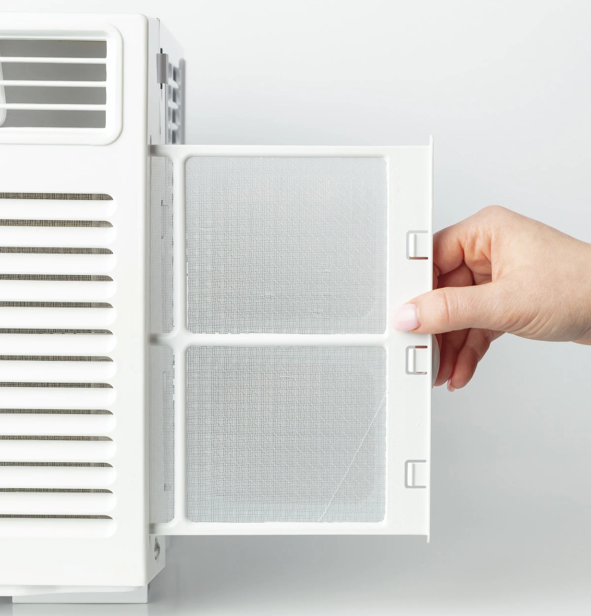 Small Room Window Air Conditioner , ( 115-Volt , 5000-BTU )