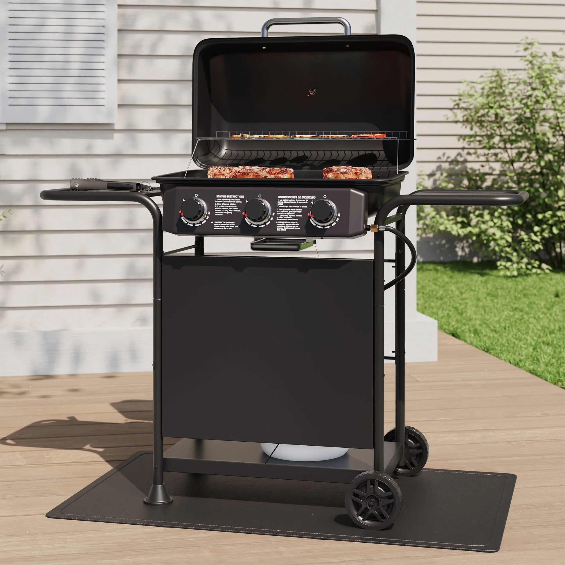 Large 550-Sq.In Black 3 -Burner Liquid Propane Gas Grill