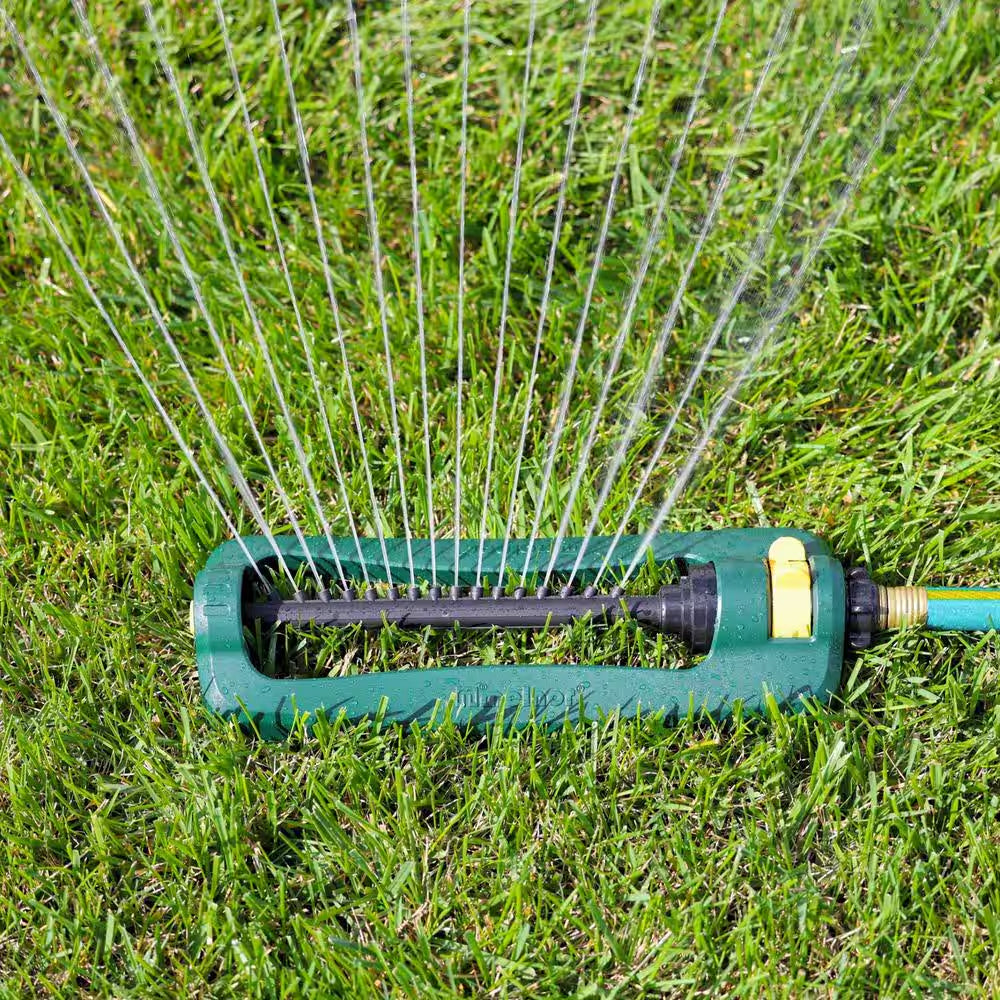 2800 Sq. Ft. Oscillating Sprinkler
