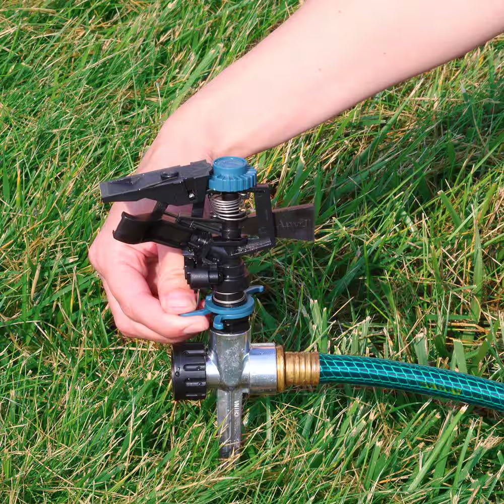 Pulsating Lawn Sprinkler