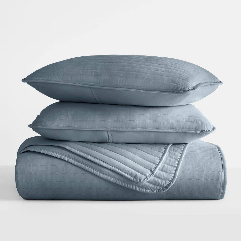 All Season 3-Pcs Dusk Blue Microfiber Twin/Twin XL Stripe Stitch Quilt Set with Shams