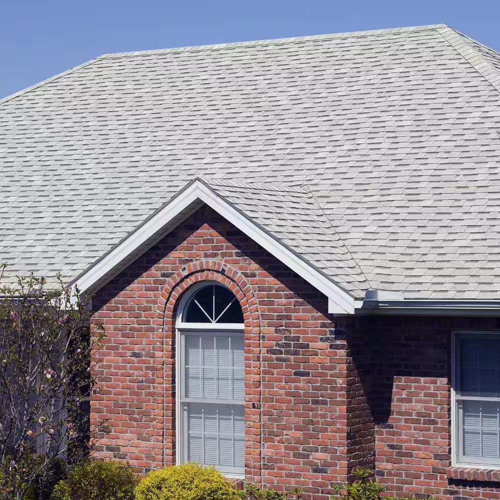 Oakridge Shasta White Laminate Architectural Roofing Shingles (32.8 Sq. Ft. per Bundle)