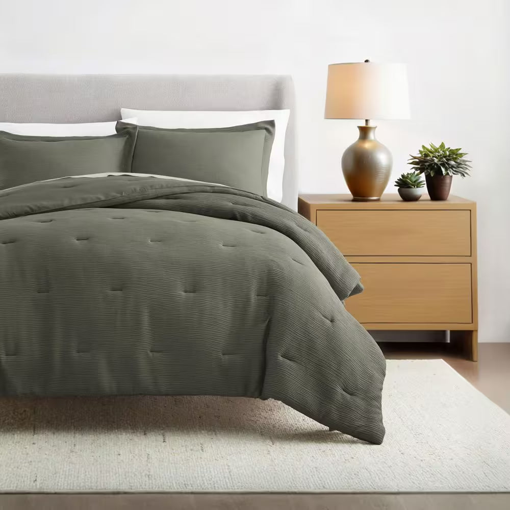 All-Season down Alternative Microfiber Olive Cloud Gauze Textured Queen Comforter Set