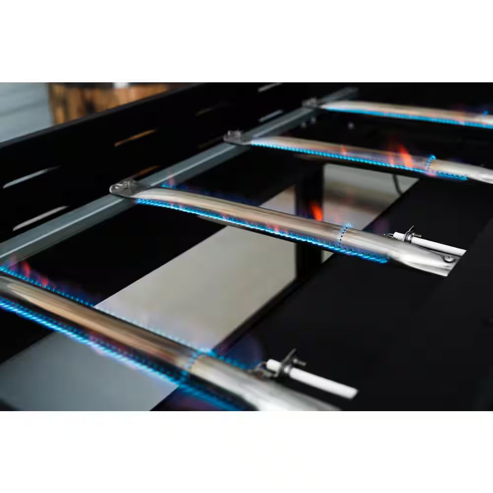 Daytona 4-Burner Propane Gas Griddle with Lid in Black